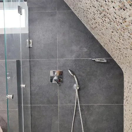 Villa - Cosiness 4 Meters From The Sea