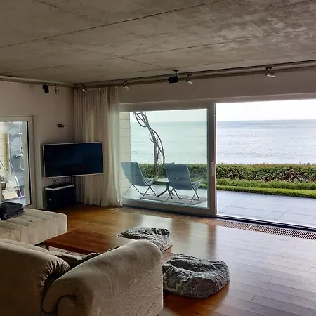 - Cosiness 4 Meters From The Sea * Warna